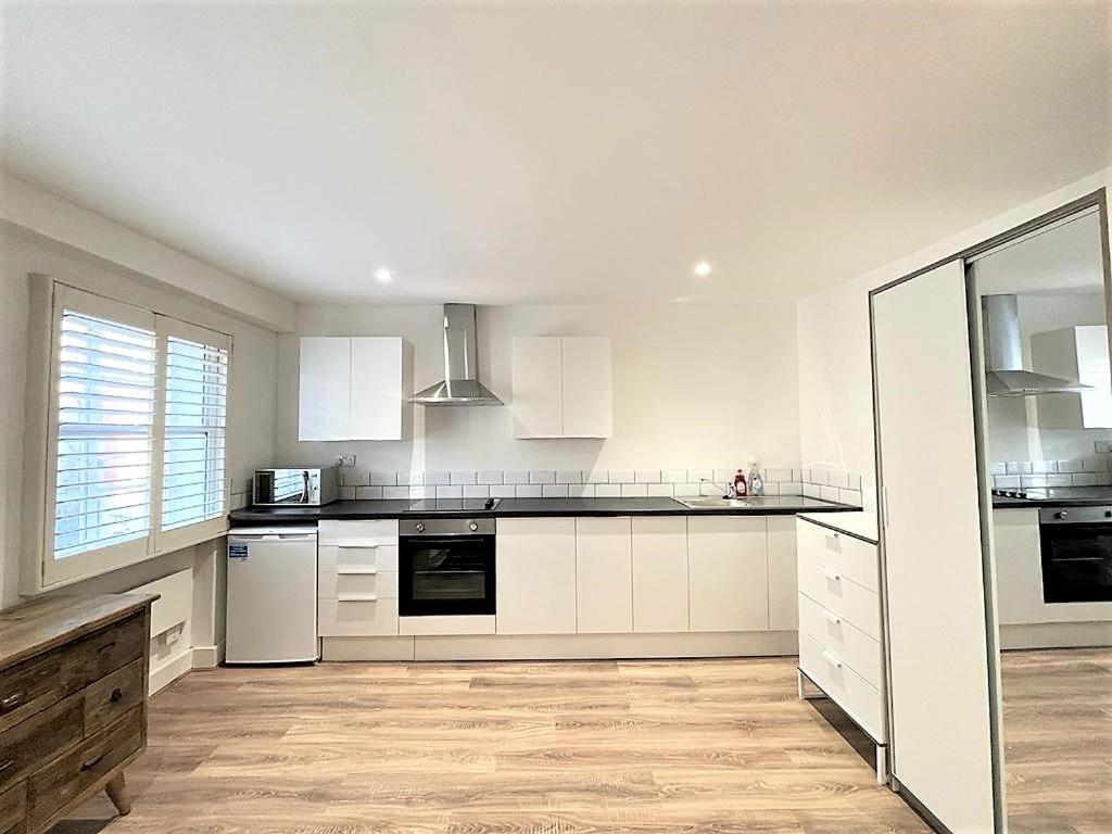 Apartment Goodge Street *
