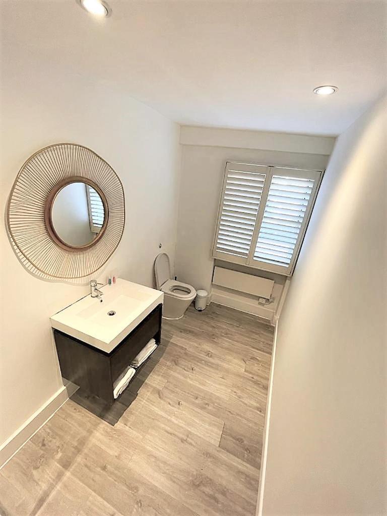 Goodge Street Apartment London